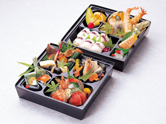 お持帰り用 二段幕の内